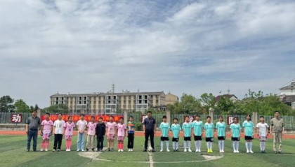 庐江县罗河镇店桥小学班级足球联赛火热开赛